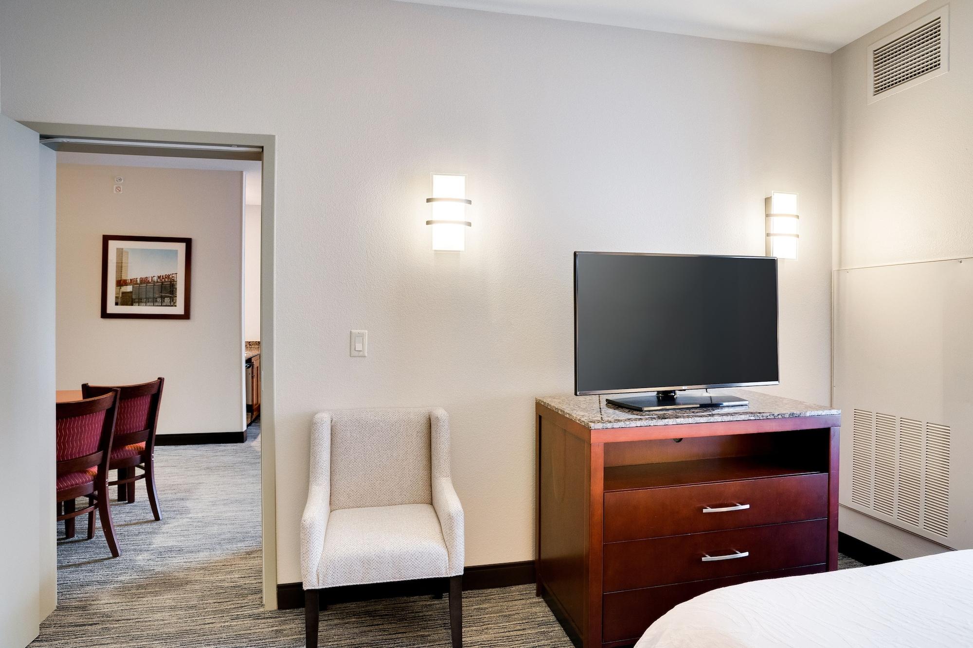 Hilton Garden Inn Milwaukee Airport Exterior foto