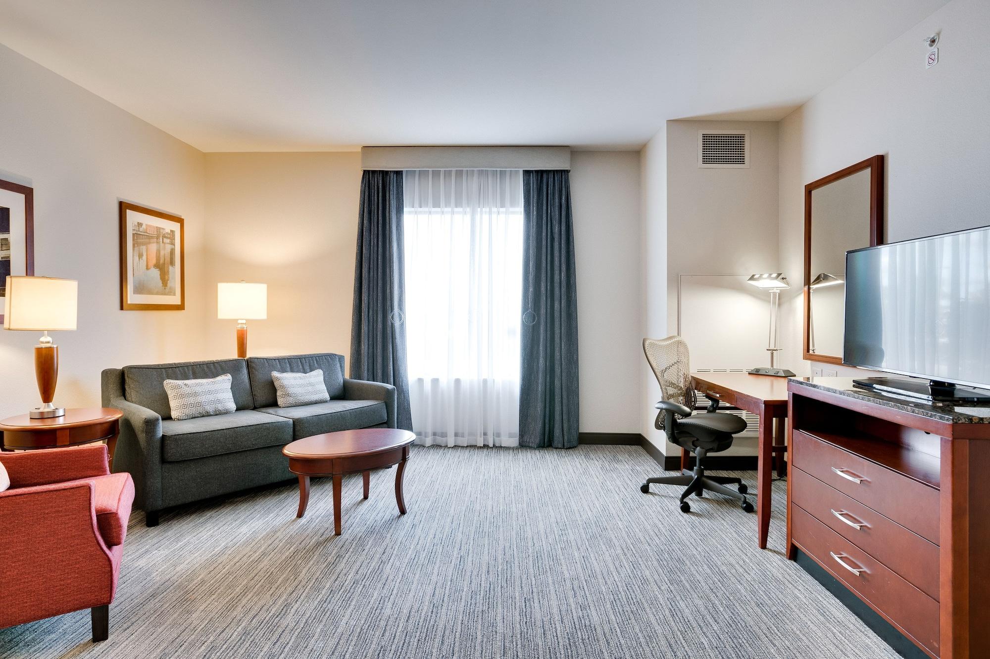 Hilton Garden Inn Milwaukee Airport Exterior foto