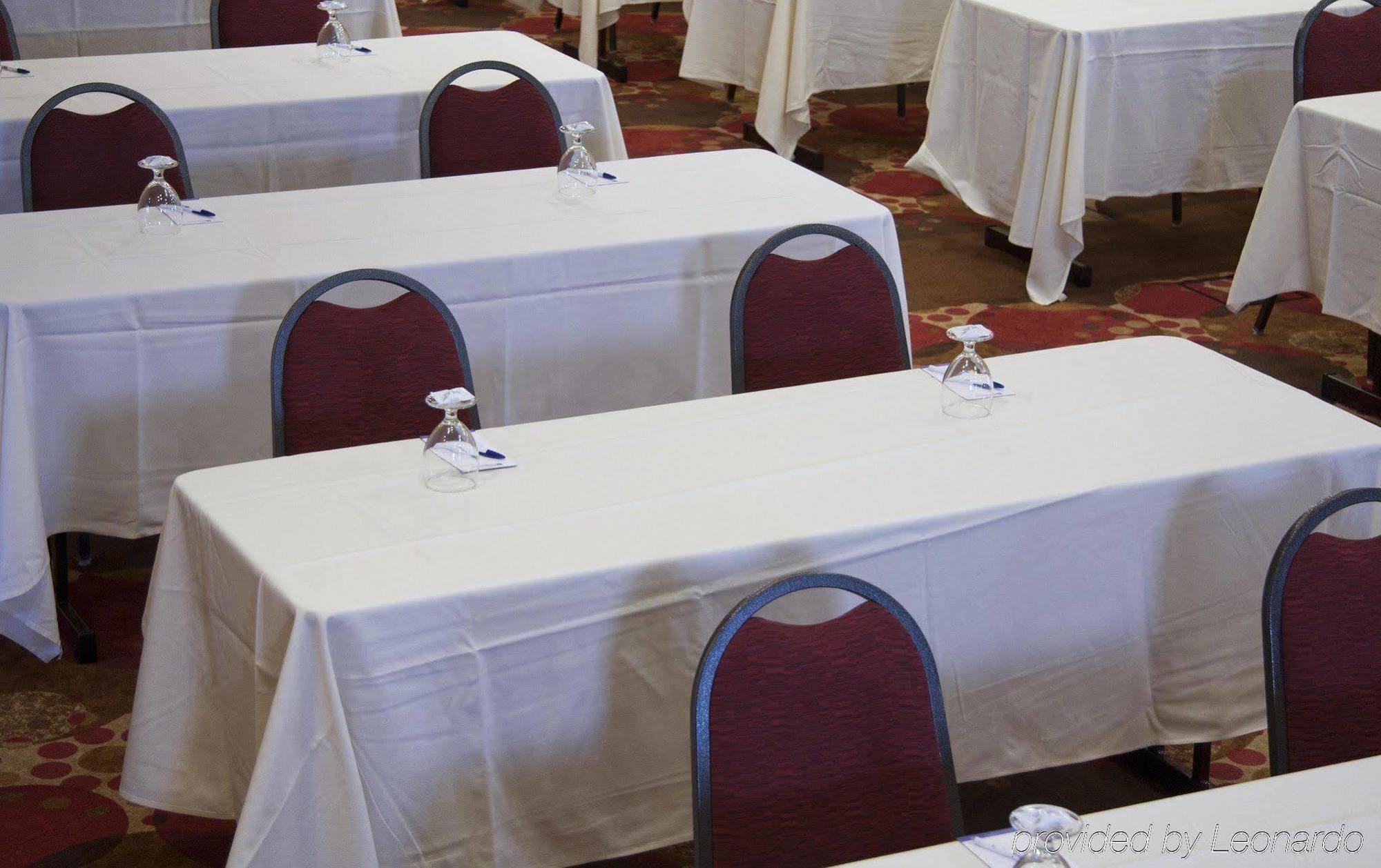 Hilton Garden Inn Milwaukee Airport Facilidades foto